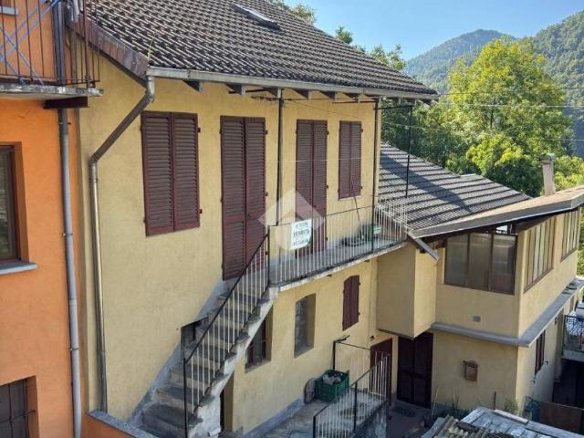Villa Indipendente in vendita a Unione Montana di Comuni delle Valli di Lanzo, Ceronda e Casternone, Piemonte