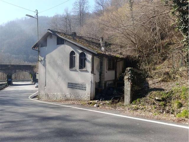Villa Indipendente in vendita a Unione Montana di Comuni delle Valli di Lanzo, Ceronda e Casternone, Piemonte