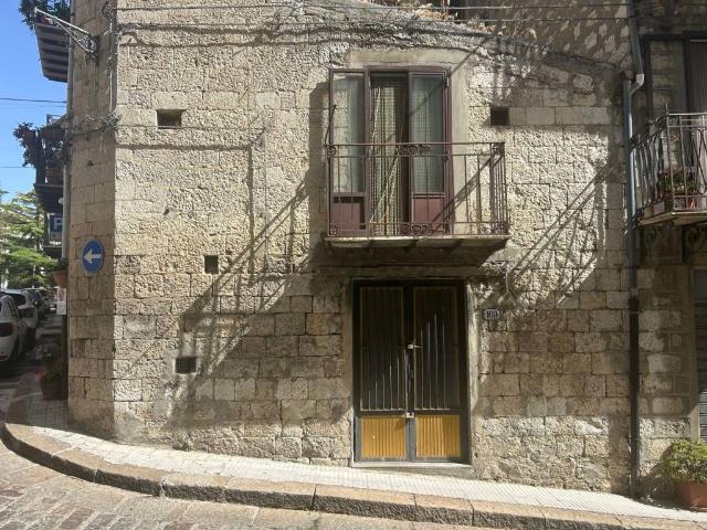 Villa Indipendente in vendita a Petralia Soprana, Sicilia