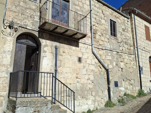 Villa Indipendente in vendita a Petralia Sottana, Sicilia