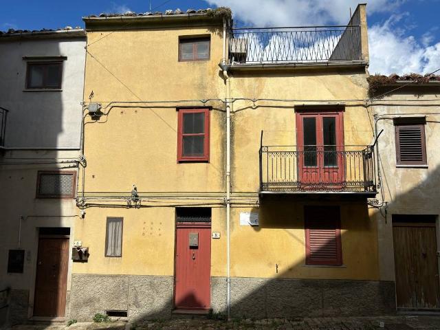 Villa Indipendente in vendita a Petralia Sottana, Sicilia