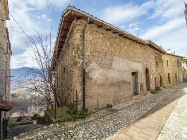 Villa Indipendente in vendita a Petrella Salto, Lazio