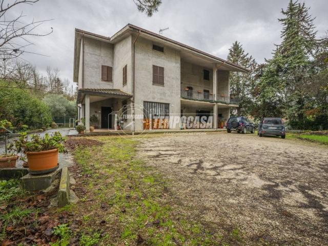 Villa Indipendente in vendita a Marche, Macerata