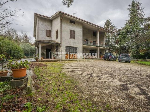 Villa Indipendente in vendita a Marche, Macerata