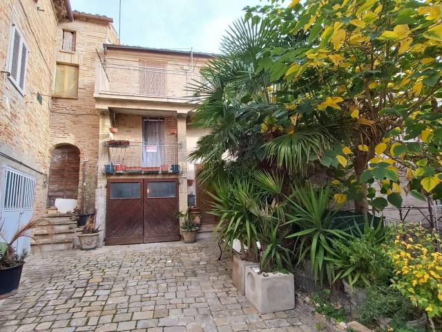 Villa Indipendente in vendita a Marche, Fermo