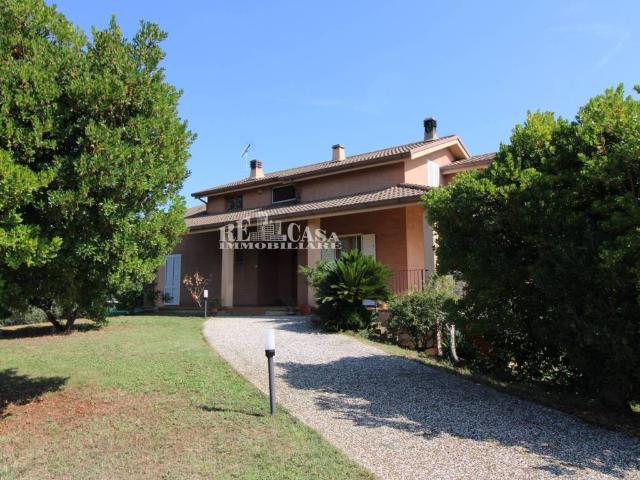 Villa Indipendente in vendita a Marche, Fermo