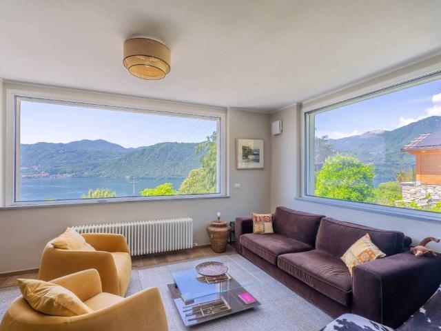 Villa Indipendente in vendita a Piemonte, Novara