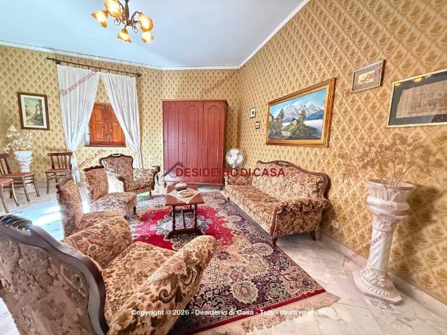 Villa Indipendente in vendita a Pettineo, Sicilia