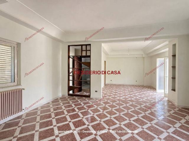 Villa Indipendente in vendita a Pettineo, Sicilia