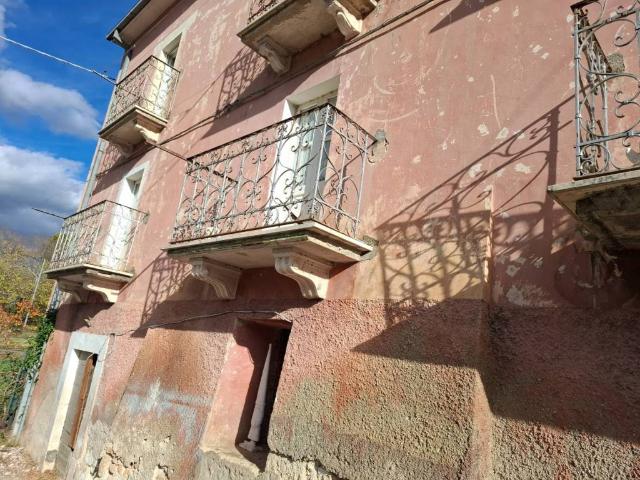 Villa Indipendente in vendita a Pettorano Sul Gizio, Abruzzo