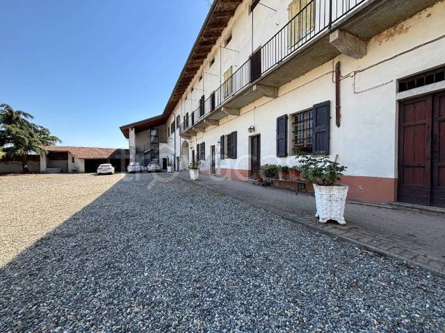 Villa Indipendente in vendita a Piemonte, Vercelli