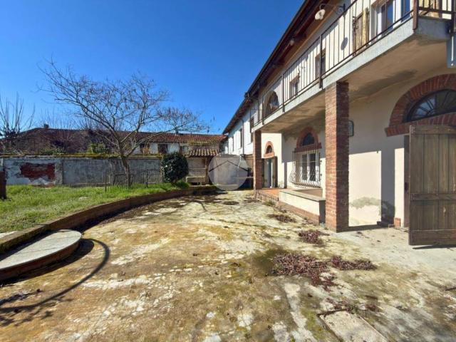 Villa Indipendente in vendita a Piemonte, Vercelli