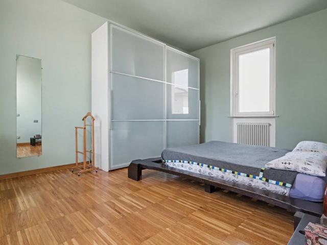 Villa Indipendente in vendita a Belvedere, Piacenza