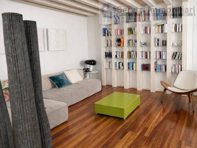 Villa Indipendente in vendita a Infrangibile, Piacenza