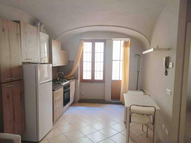 Villa Indipendente in vendita a Infrangibile, Piacenza