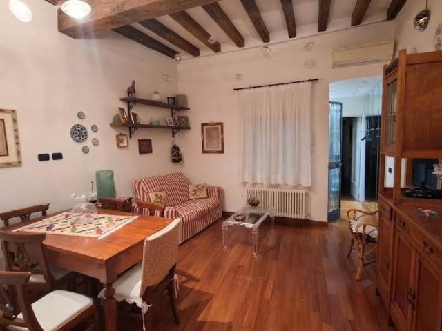 Villa Indipendente in vendita a Infrangibile, Piacenza