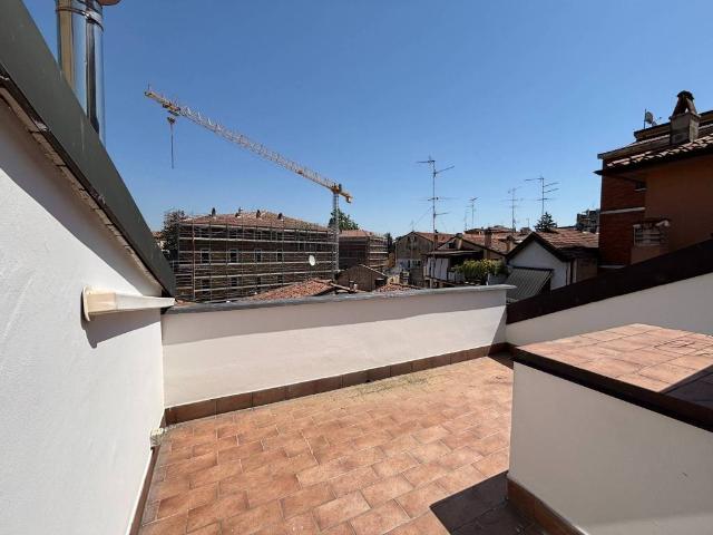 Villa Indipendente in vendita a Infrangibile, Piacenza