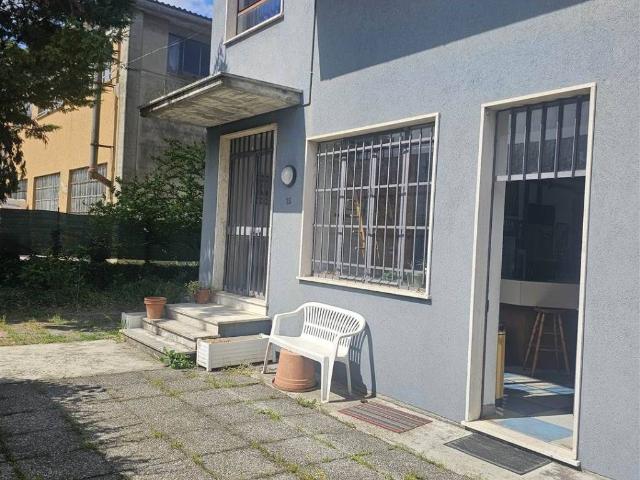 Villa Indipendente in vendita a La Verza, Piacenza