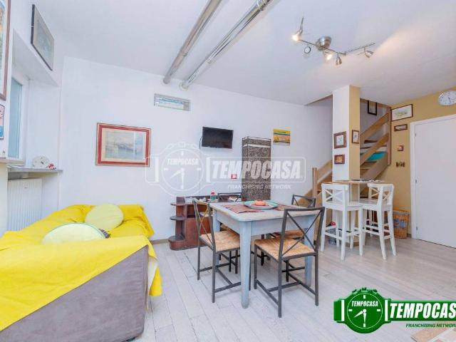 Villa Indipendente in vendita a Infrangibile, Piacenza