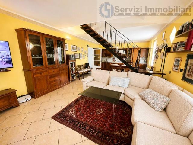 Villa Indipendente in vendita a Roncaglia, Piacenza