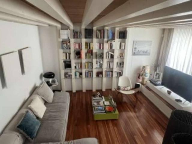 Villa Indipendente in vendita a Infrangibile, Piacenza
