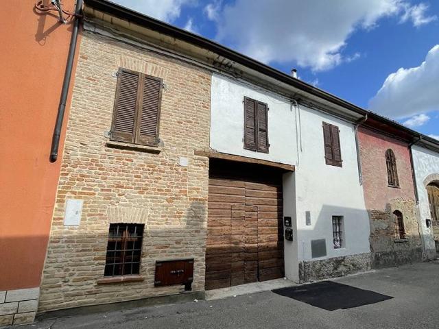 Villa Indipendente in vendita a Piadena, Lombardia