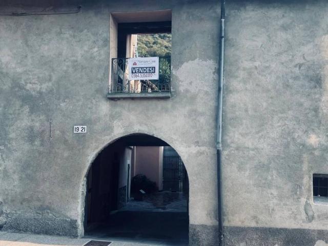 Villa Indipendente in vendita a Comunità montana della valle Camonica, Pian Camuno