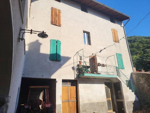 Villa Indipendente in vendita a Comunità montana della valle Camonica, Pian Camuno