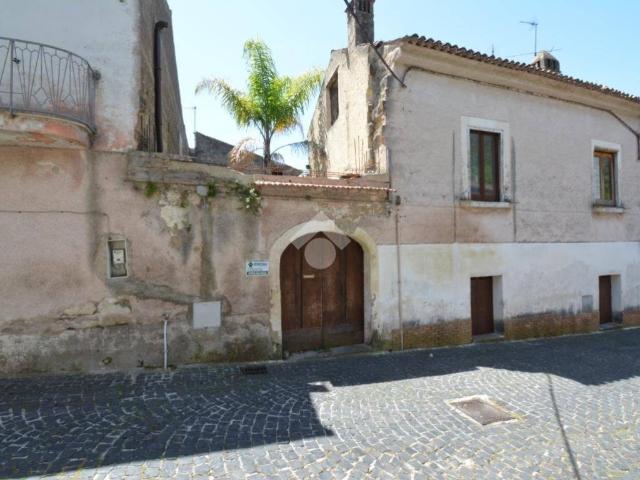 Villa Indipendente in vendita a Piana Di Monte Verna, Campania