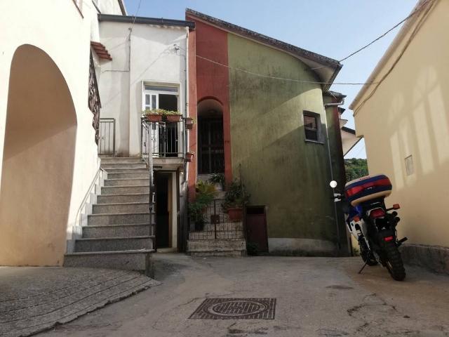 Villa Indipendente in vendita a Piana Di Monte Verna, Campania