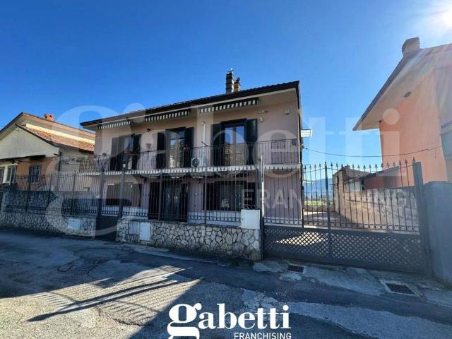 Villa Indipendente in vendita a Piana Di Monte Verna, Campania