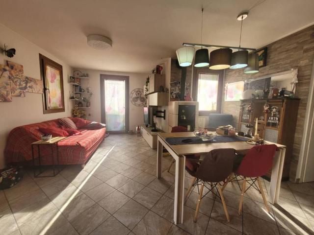 Villa Indipendente in vendita a Comunità montana della valle Camonica, Piancogno