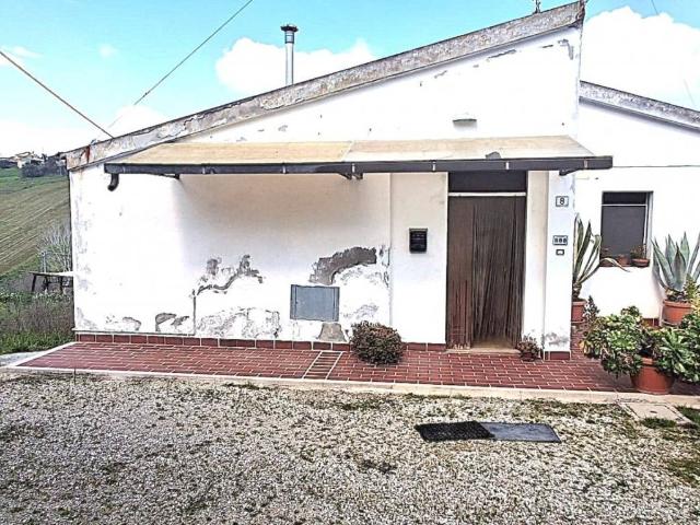 Villa Indipendente in vendita a Pianella, Abruzzo