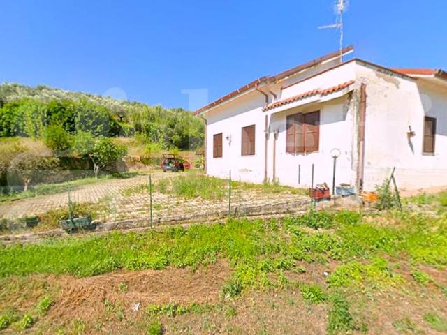 Villa Indipendente in vendita a Pianella, Abruzzo