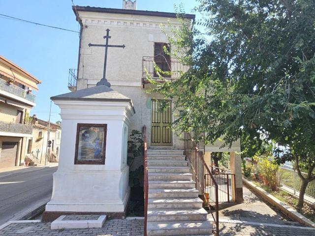 Villa Indipendente in vendita a Pianella, Abruzzo