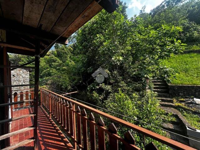 Villa Indipendente in vendita a Piantedo, Lombardia