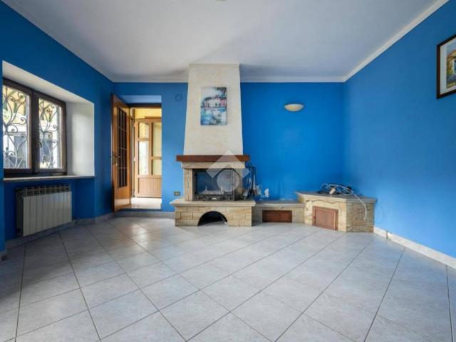 Villa Indipendente in vendita a Sant'Antonio (Piasco), Piemonte