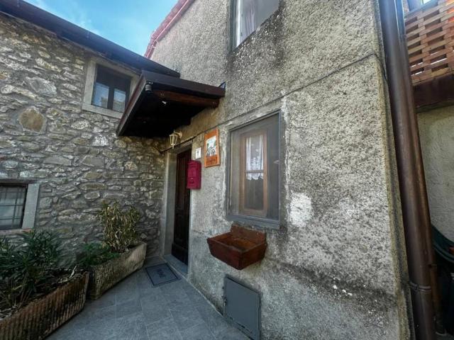 Villa Indipendente in vendita a Vergnano, Piazza al Serchio