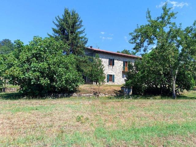 Villa Indipendente in vendita a Unione Comuni Garfagnana, Piazza Al Serchio