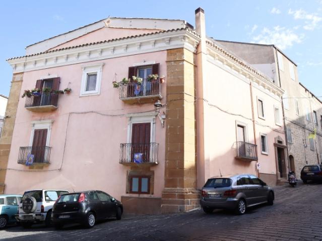 Villa Indipendente in vendita a Piazza, Sicilia
