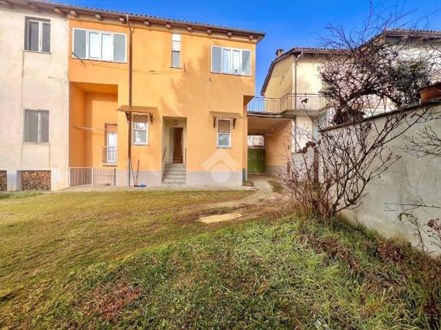 Villa Indipendente in vendita a Piemonte, Asti