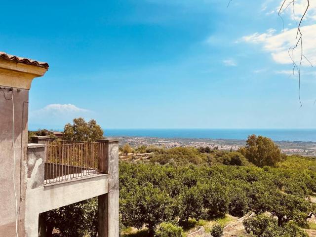 Rustico in vendita a Piedimonte Etneo, Sicilia