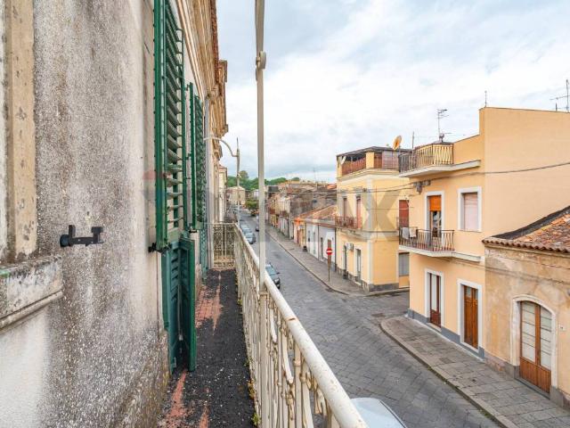 Villa Indipendente in vendita a Piedimonte Etneo, Sicilia