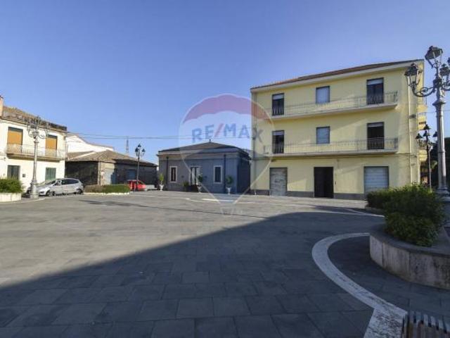 Villa Indipendente in vendita a Piedimonte Etneo, Sicilia