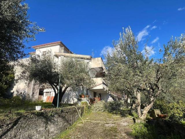 Villa Indipendente in vendita a Piedimonte San Germano, Lazio