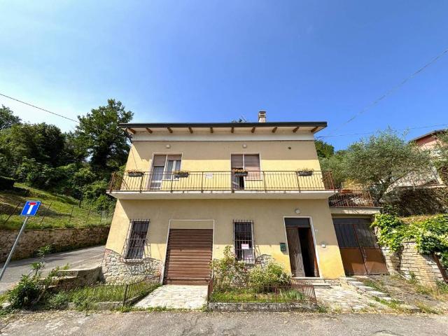 Villa Indipendente in vendita a Piegaro, Umbria