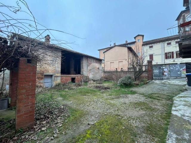 Villa Indipendente in vendita a Piemonte, Alessandria