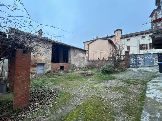 Villa Indipendente in vendita a Piemonte, Alessandria