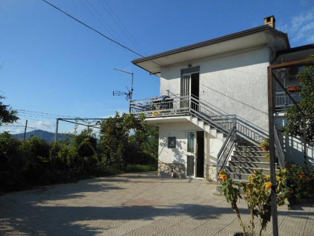 Villa Indipendente in vendita a Pietramelara, Campania