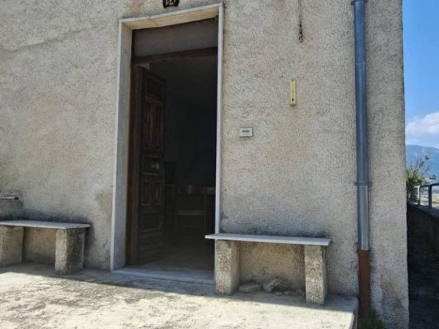 Villa Indipendente in vendita a Pietranico, Abruzzo